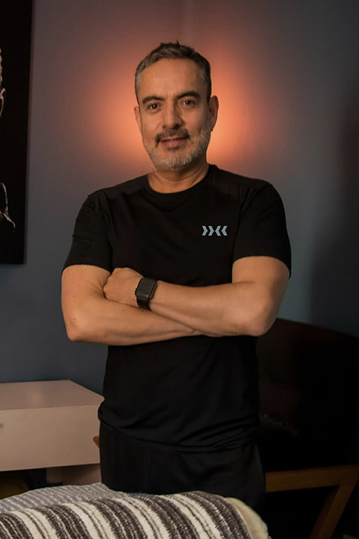 Carlos, terapeuta holístico del equipo